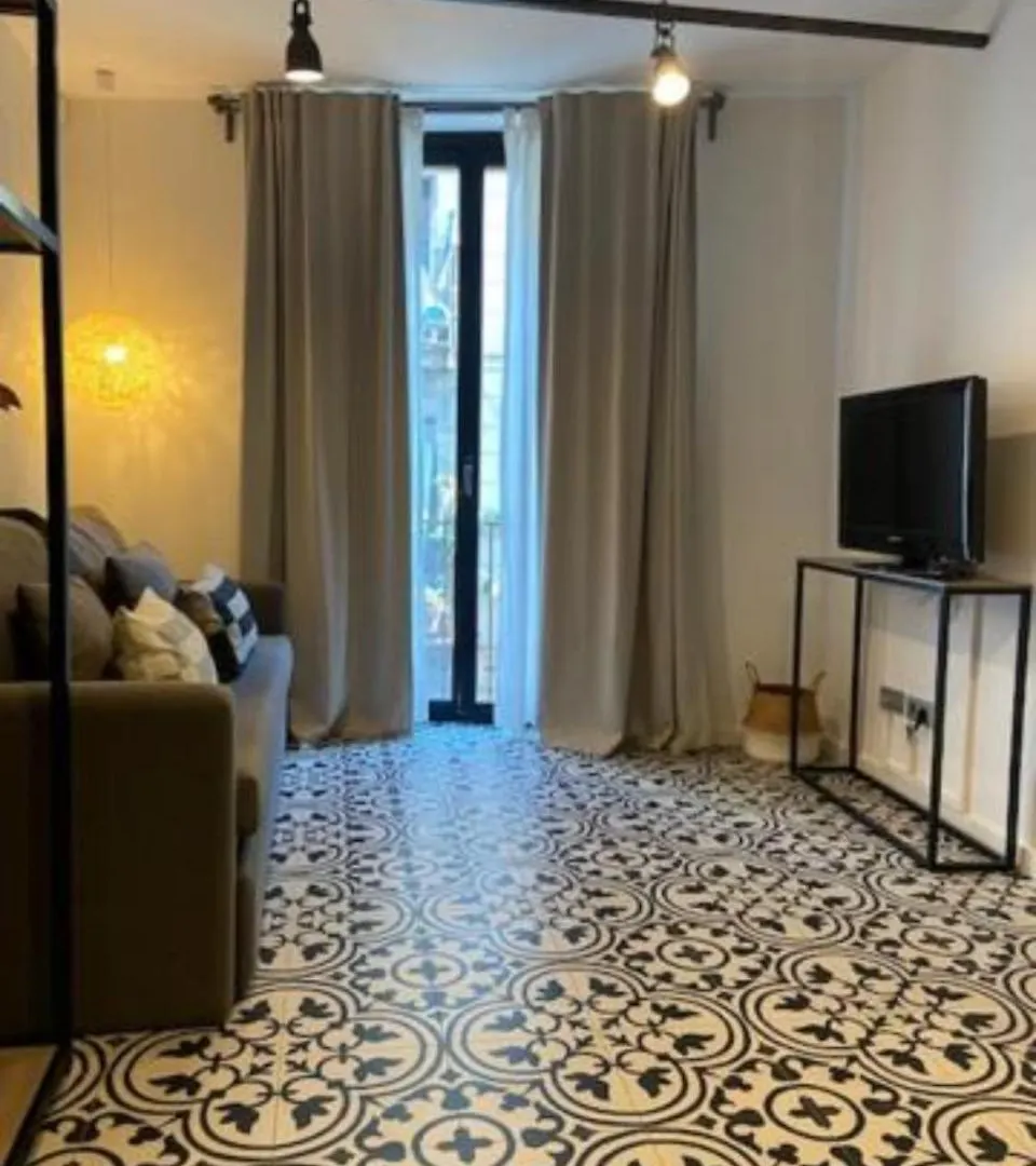 Liceu Apartments By Gaiarooms Barcelona