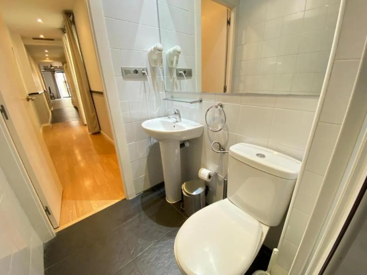 Liceu Apartments By Gaiarooms Barcelona 0*,